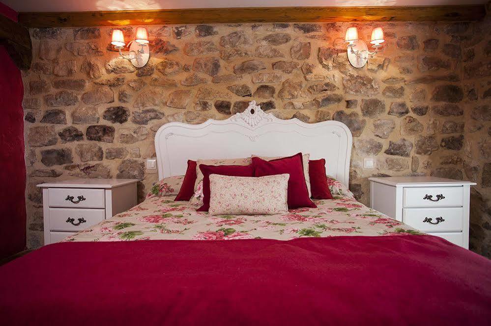 Hotel Rural La Torre De Bisjueces ภายนอก รูปภาพ